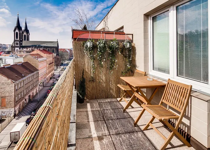 Top Floor Studio With Terrace